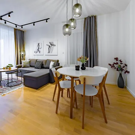 Deluxe Amila 아파트 *