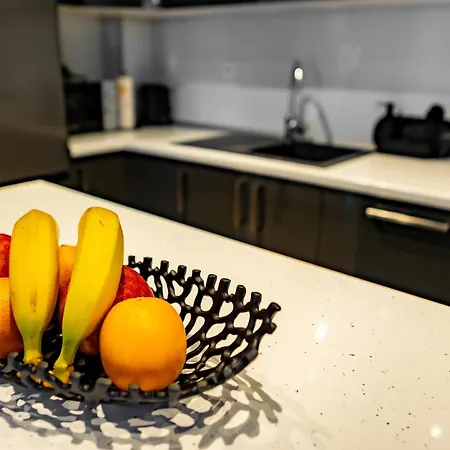 Deluxe Amila * 모스타르